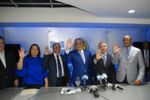 Miguel Vargas juramenta dirigentes en el PRD