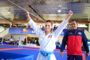 La karateca María Dimitrova obtiene el oro. Ahora RD suma 11 preseas doradas en Centroamericanos