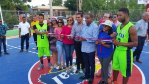 Inauguración de cancha La Ceiba. José Ernesto Abud,  llama ayuntamientos a invertir en el deporte.
