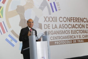Julio César Castaños Guzmán, presidente de la Junta Central Electoral (JCE).